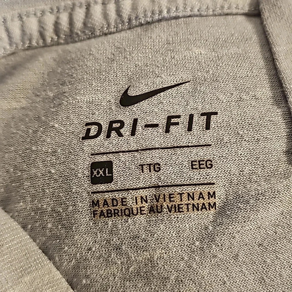 Nike Dri-Fit Lightweight Hoodie - Picture 4 of 7